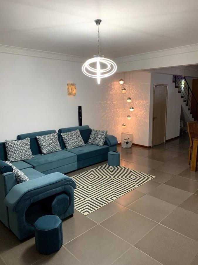 Ocean-View Penthouse With Roof Terrace, Grand Baie, Waterside Complex Apartment The Vale Екстериор снимка